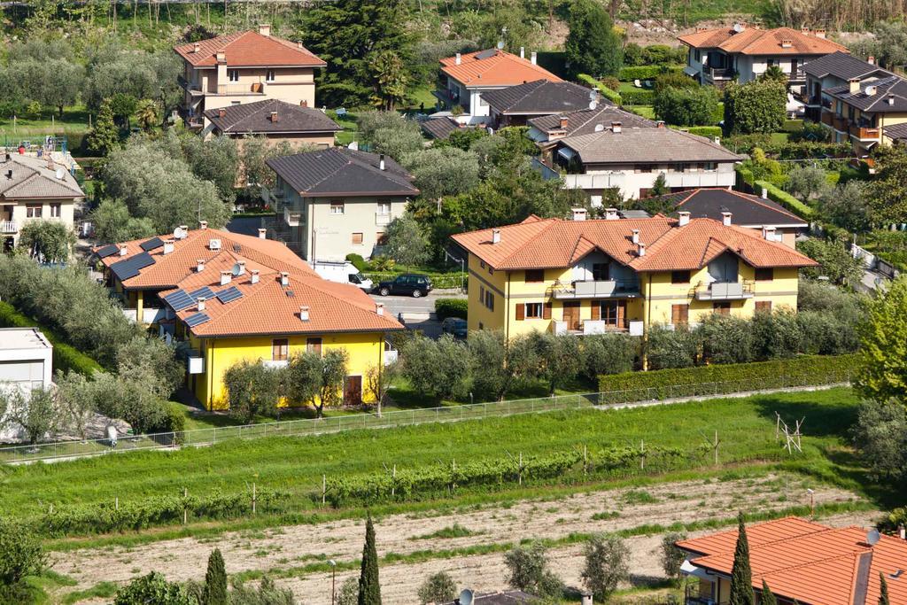 Casa Carla Aparthotel Torbole Sul Garda Exterior photo